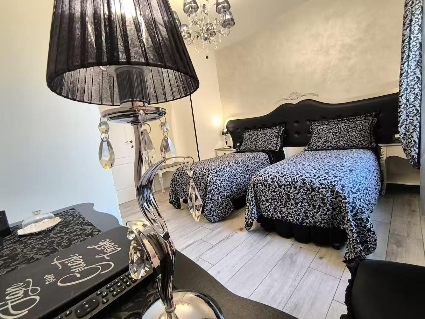 Alloggio Turistico Giulietta E Romeo - Intero Appartamento - Villafranca Di Verona, Zimmer, Holiday Rooms Экстерьер фото